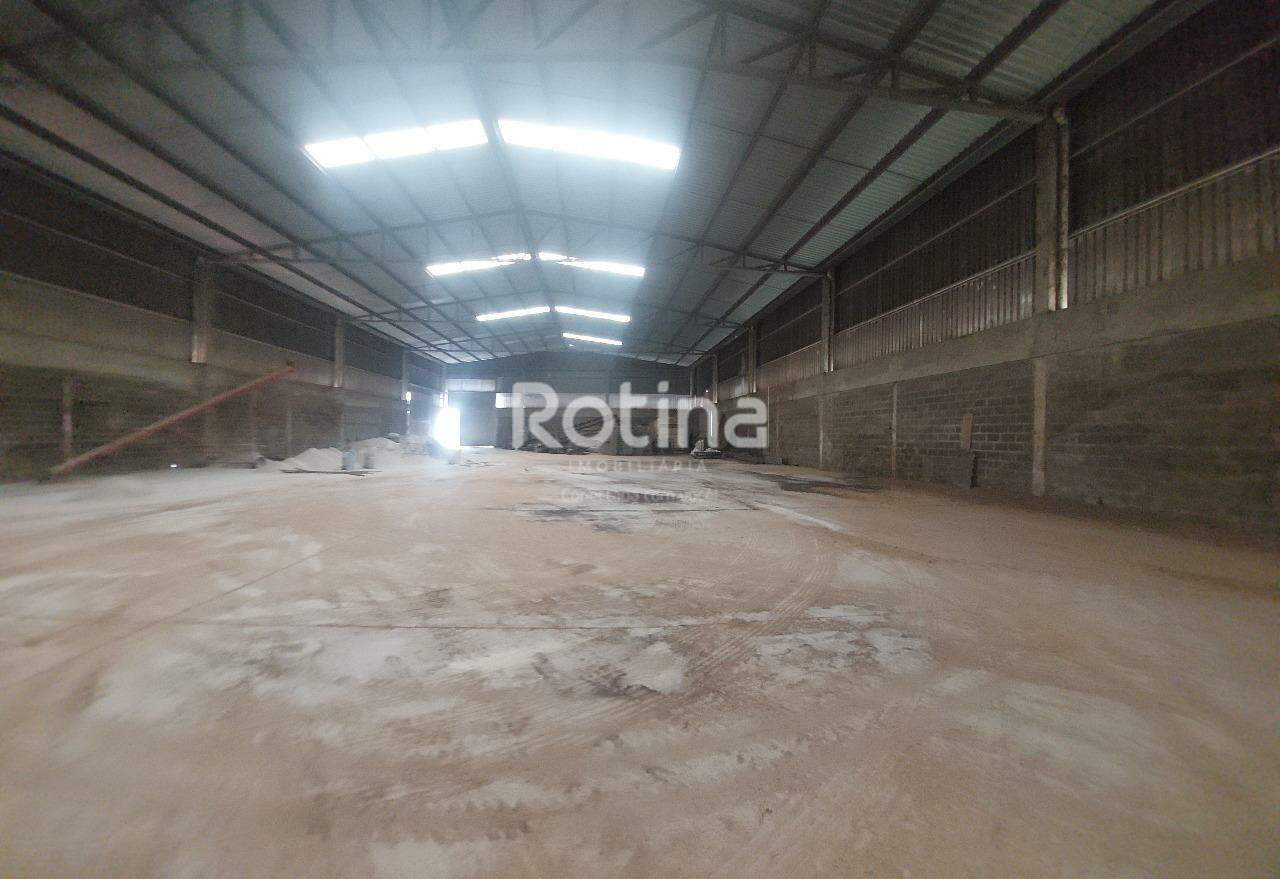 Galpão para alugar, em Uberlândia no bairro Distrito Industrial no valor de R$ 35.000,00 - Rotina Imobiliária: 