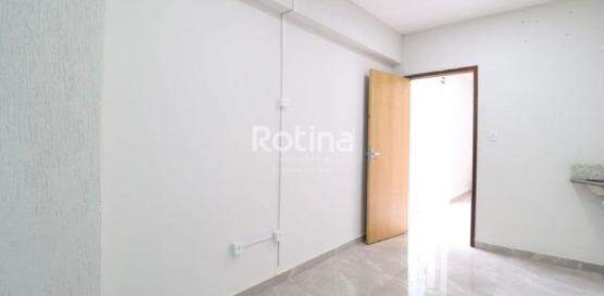 Sala para alugar, em Uberlândia no bairro Jardim Karaíba no valor de R$ 1.300,00 - Rotina Imobiliária: 