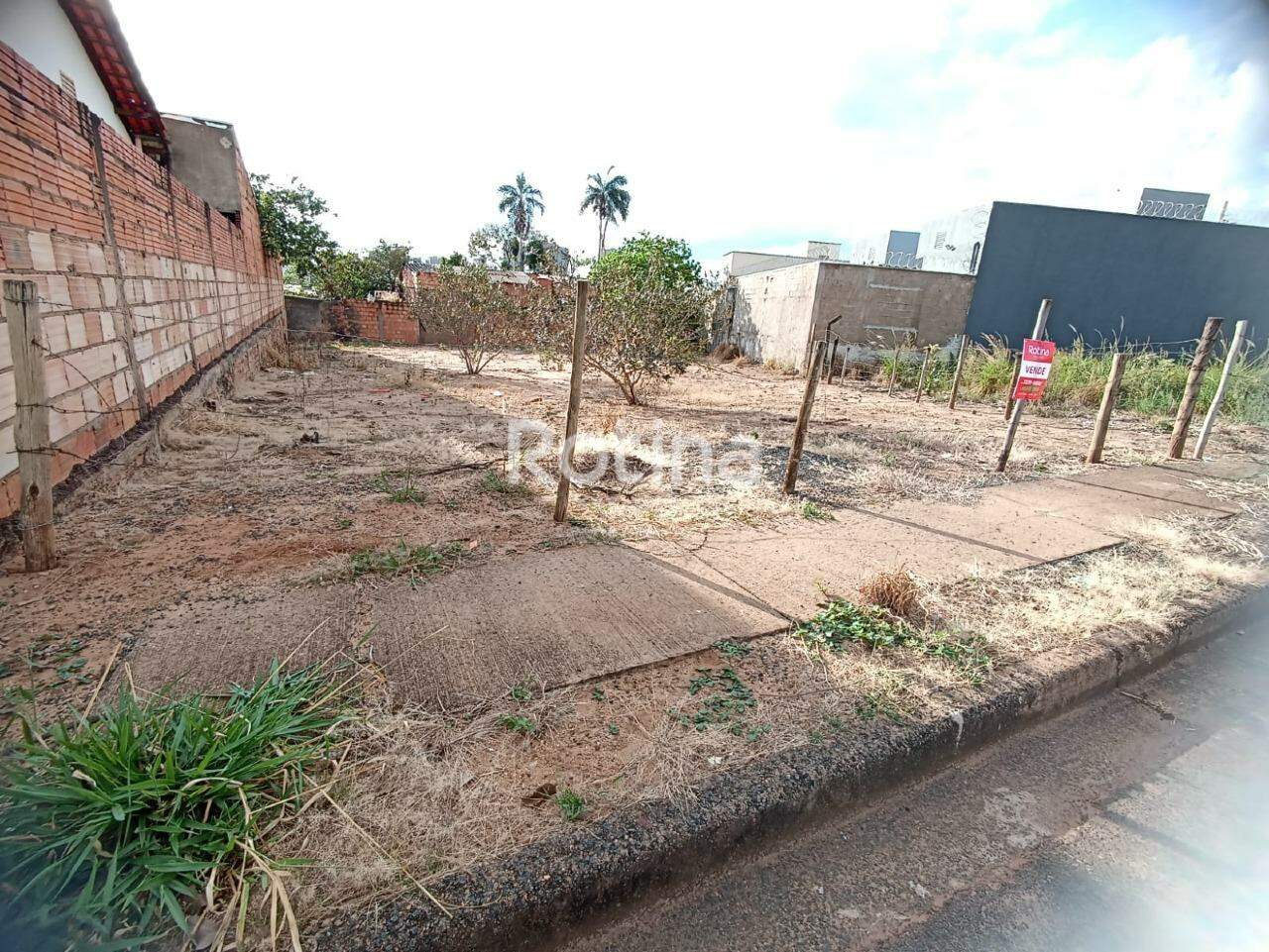 Terreno à venda, em Uberlândia no bairro Shopping Park no valor de R$ 220.000,00 - Rotina Imobiliária: 