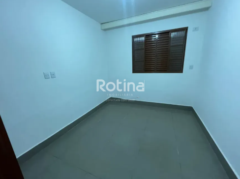 Casa à venda, 3 quartos em Uberlândia no bairro Jardim Finotti no valor de R$ 850.000,00 - Rotina Imobiliária: 
