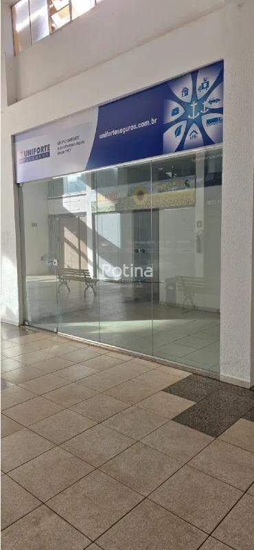 Sala para alugar, em Uberlândia no bairro Santa Mônica no valor de R$ 1.300,00 - Rotina Imobiliária: 