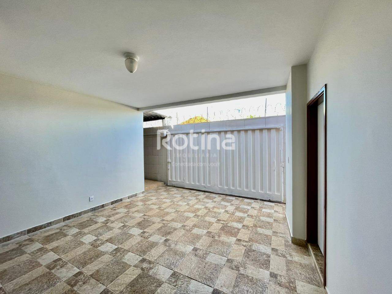 Casa Comercial à venda, 4 quartos em Uberlândia no bairro Bom Jesus no valor de R$ 620.000,00 - Rotina Imobiliária: 