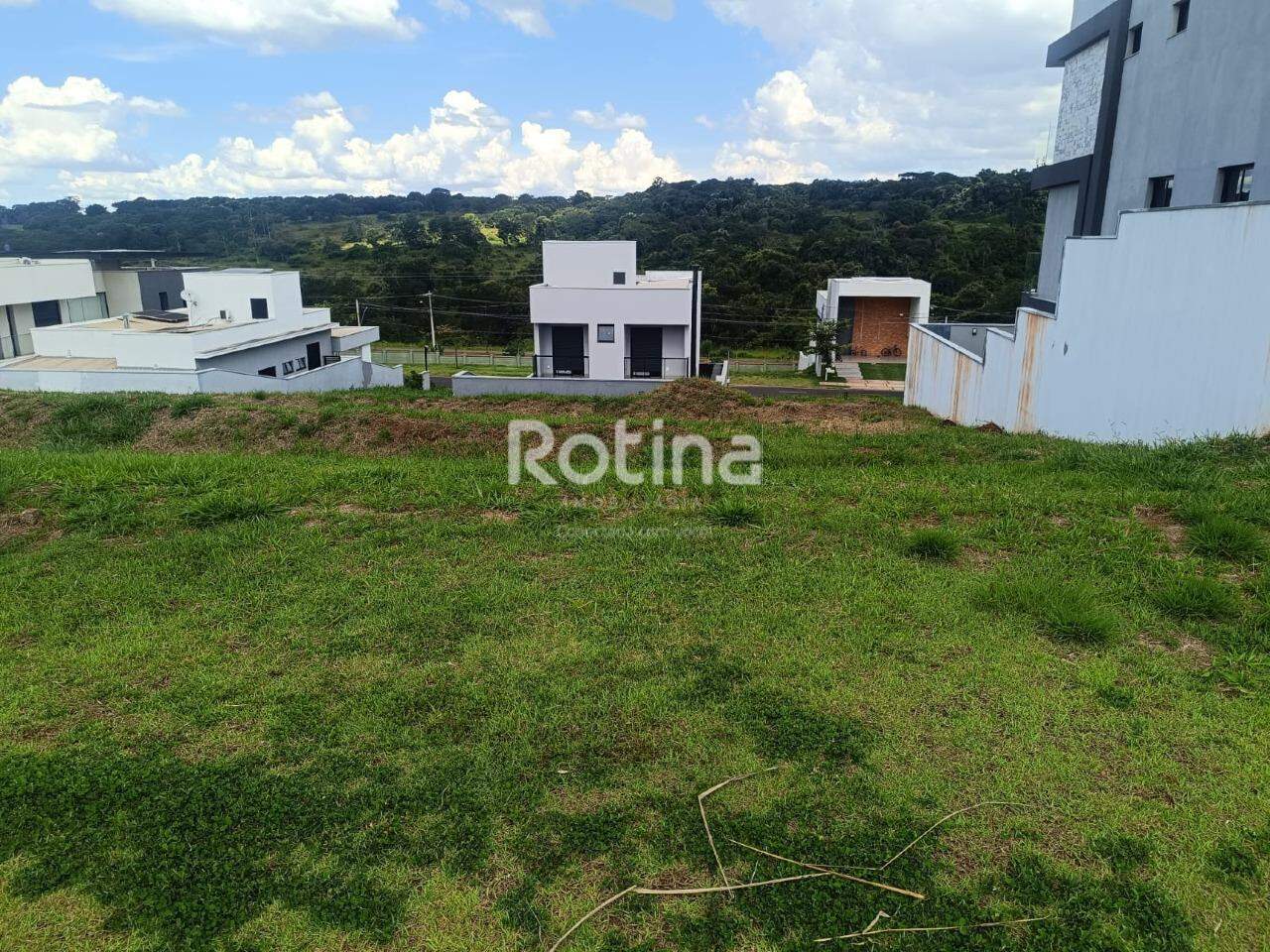 Terreno Condomínio Fechado à venda, em Uberlândia no bairro Granja Marileusa no valor de R$ 300.000,00 - Rotina Imobiliária: 