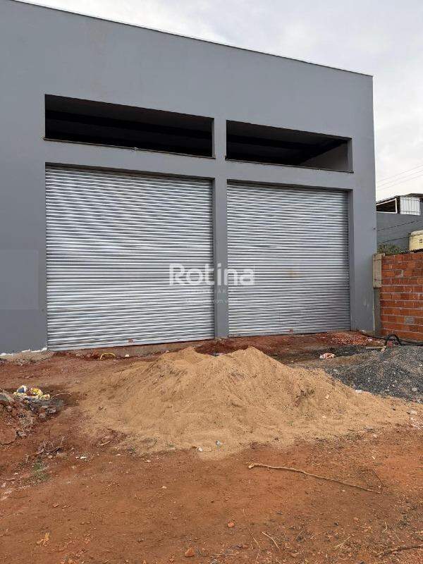 Galpão para alugar, em Uberlândia no bairro Marta Helena no valor de R$ 8.000,00 - Rotina Imobiliária: 