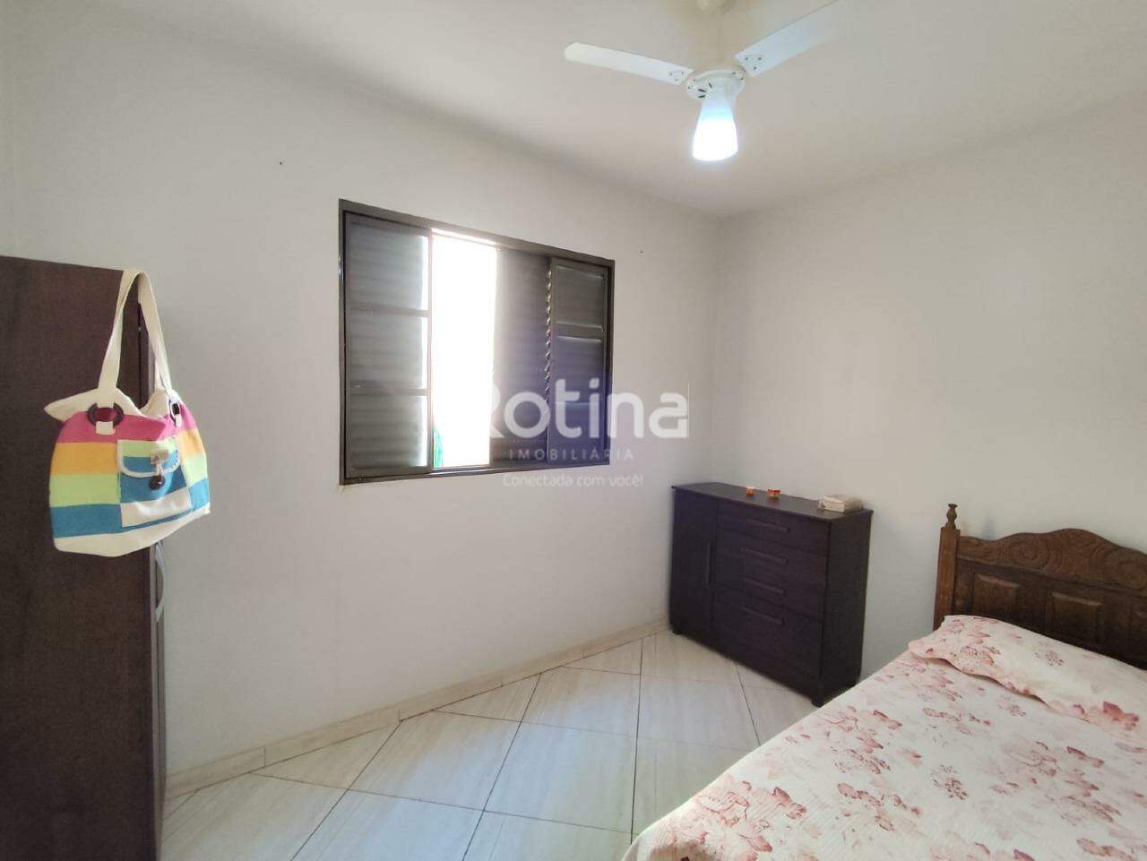 Casa à venda, 5 quartos em Uberlândia no bairro Luizote de Freitas no valor de R$ 450.000,00 - Rotina Imobiliária: 