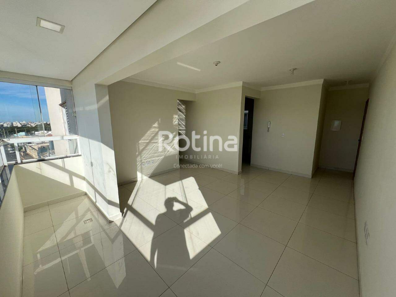 Apartamento para alugar, 3 quartos em Uberlândia no bairro Alto Umuarama no valor de R$ 1.950,00 - Rotina Imobiliária: 