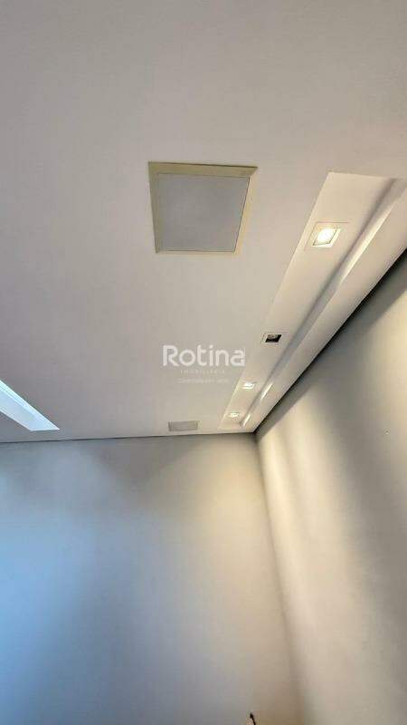 Apartamento à venda, 2 quartos em Uberlândia no bairro Carajás no valor de R$ 385.000,00 - Rotina Imobiliária: 