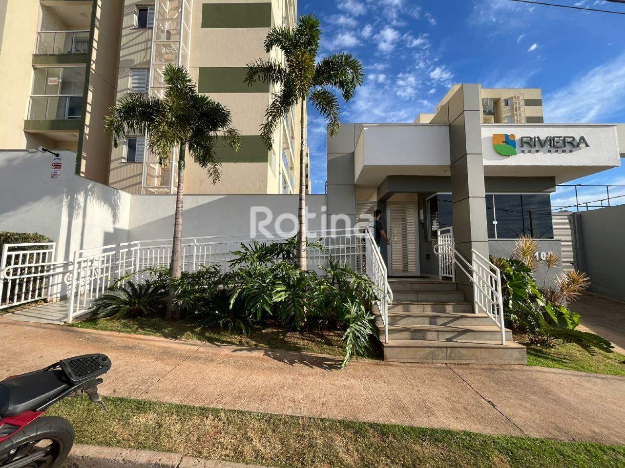 Apartamento para alugar, 2 quartos em Uberlândia no bairro Jaraguá no valor de R$ 2.300,00 - Rotina Imobiliária: 