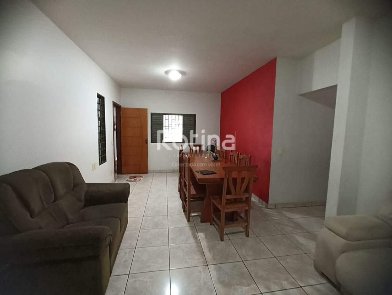 Casa para alugar, 2 quartos em Uberlândia no bairro Mansour no valor de R$ 2.500,00 - Rotina Imobiliária: 