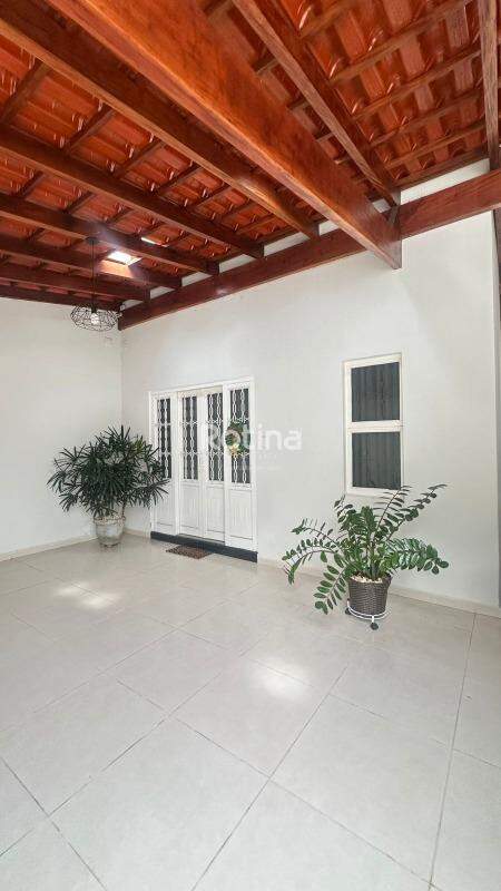 Casa à venda, 3 quartos em Uberlândia no bairro Cruzeiro do Sul no valor de R$ 480.000,00 - Rotina Imobiliária: 