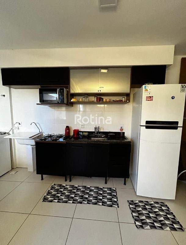 Apartamento para alugar, 2 quartos em Uberlândia no bairro Loteamento Portal do Vale II no valor de R$ 1.800,00 - Rotina Imobiliária: 