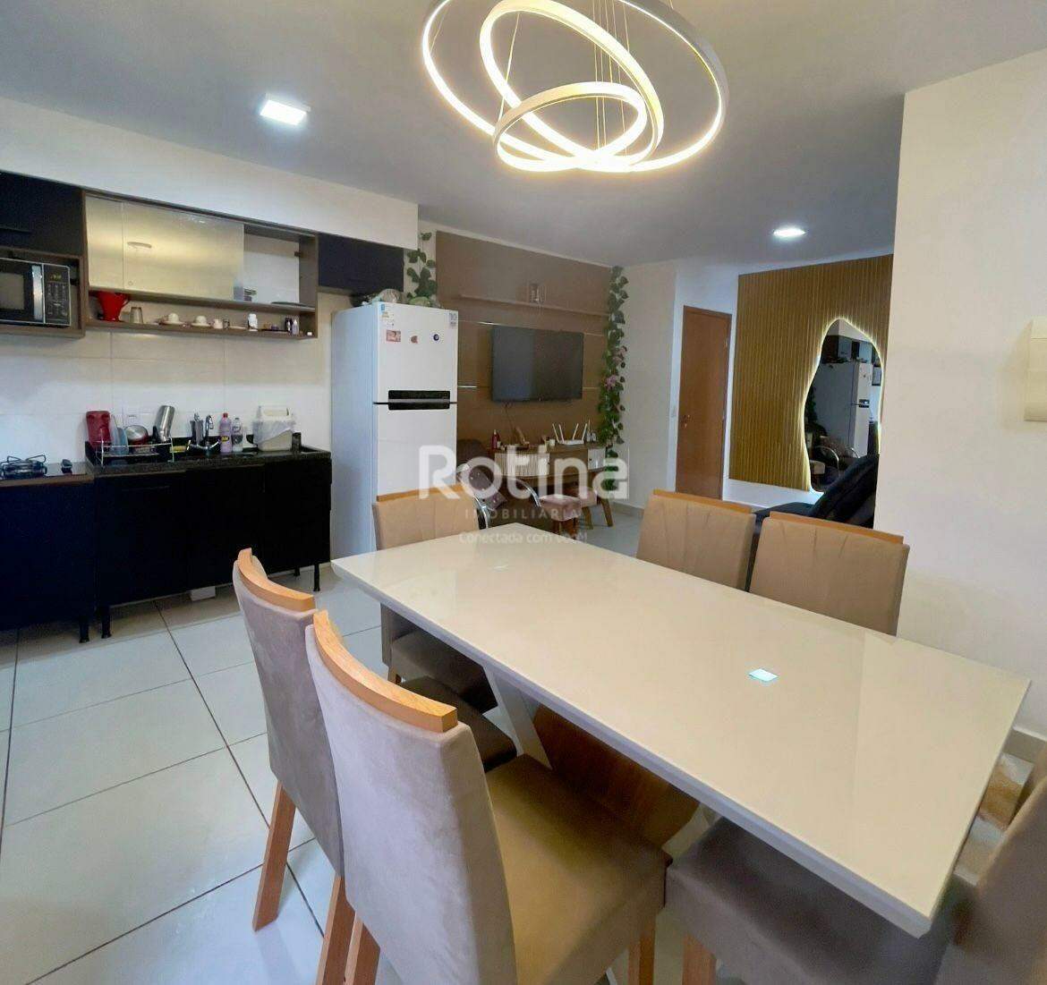 Apartamento para alugar, 2 quartos em Uberlândia no bairro Loteamento Portal do Vale II no valor de R$ 1.800,00 - Rotina Imobiliária: 