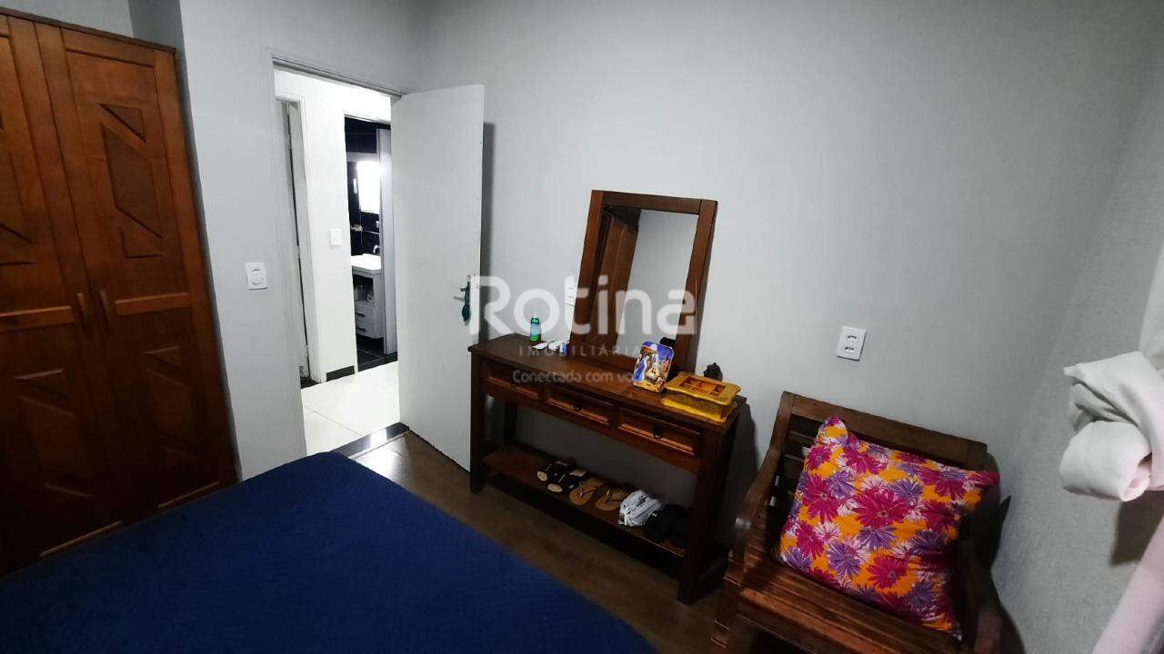 Apartamento à venda, 3 quartos em Uberlândia no bairro Centro no valor de R$ 250.000,00 - Rotina Imobiliária: 