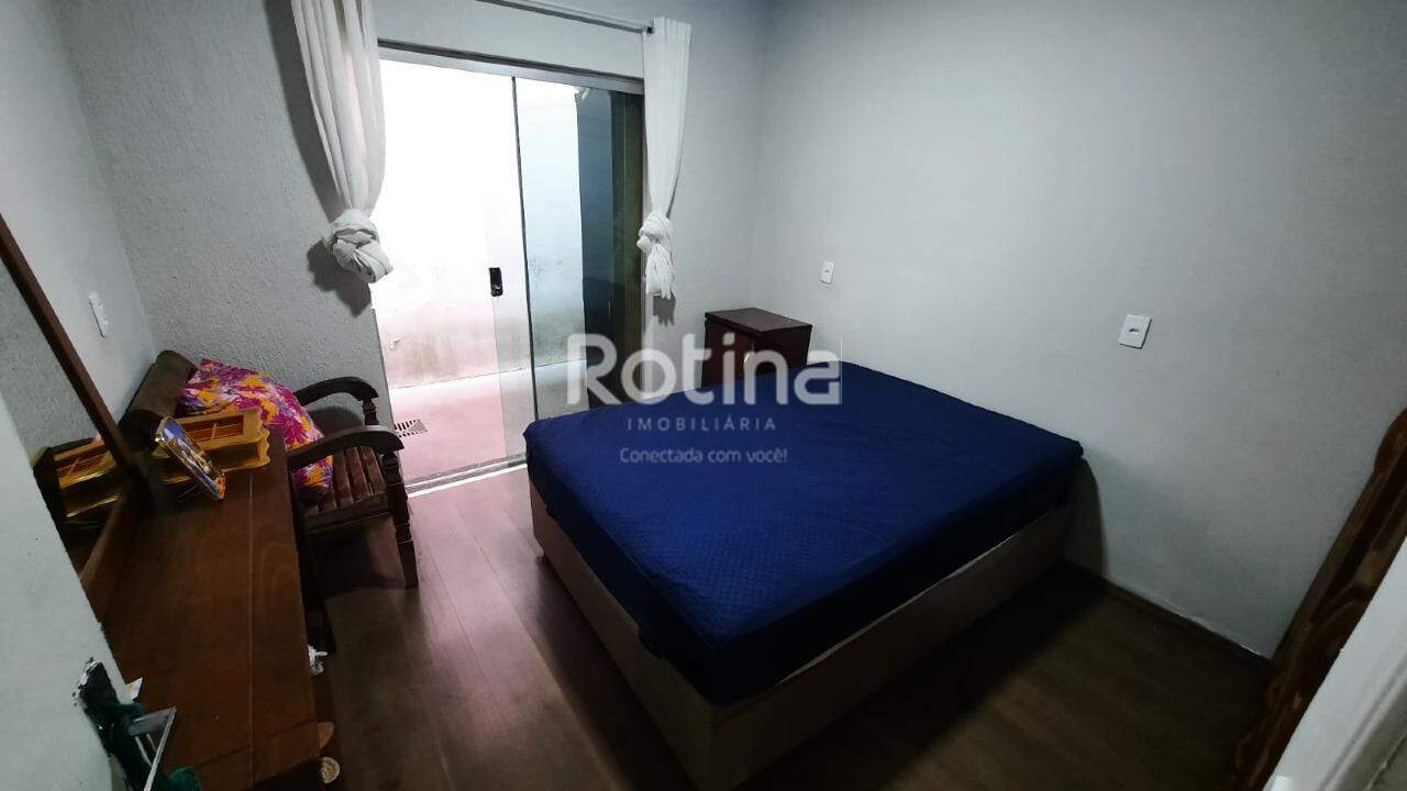 Apartamento à venda, 3 quartos em Uberlândia no bairro Centro no valor de R$ 250.000,00 - Rotina Imobiliária: 