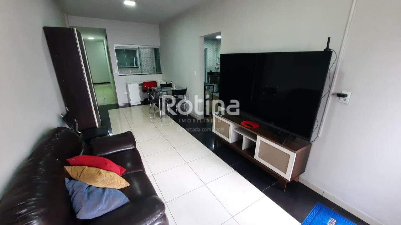 Apartamento à venda, 3 quartos em Uberlândia no bairro Centro no valor de R$ 250.000,00 - Rotina Imobiliária: 
