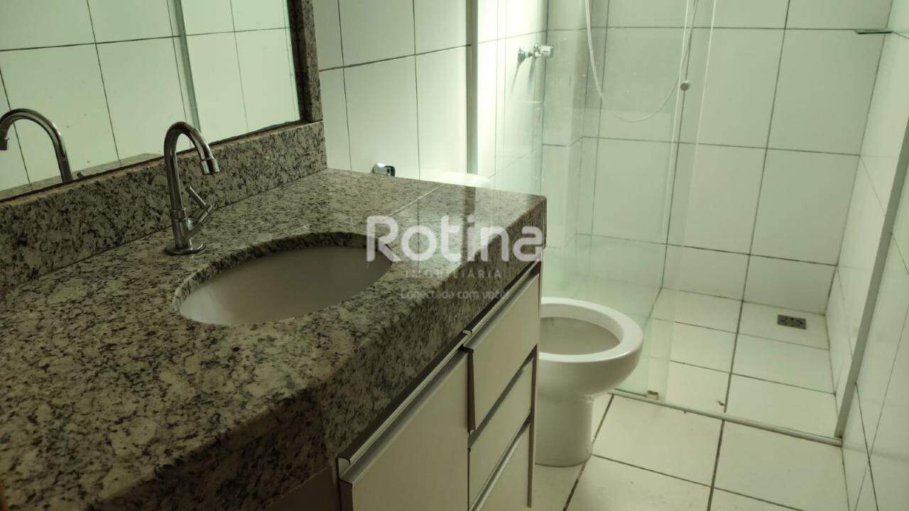 Apartamento para alugar, 3 quartos em Uberlândia no bairro Tubalina no valor de R$ 2.800,00 - Rotina Imobiliária: 