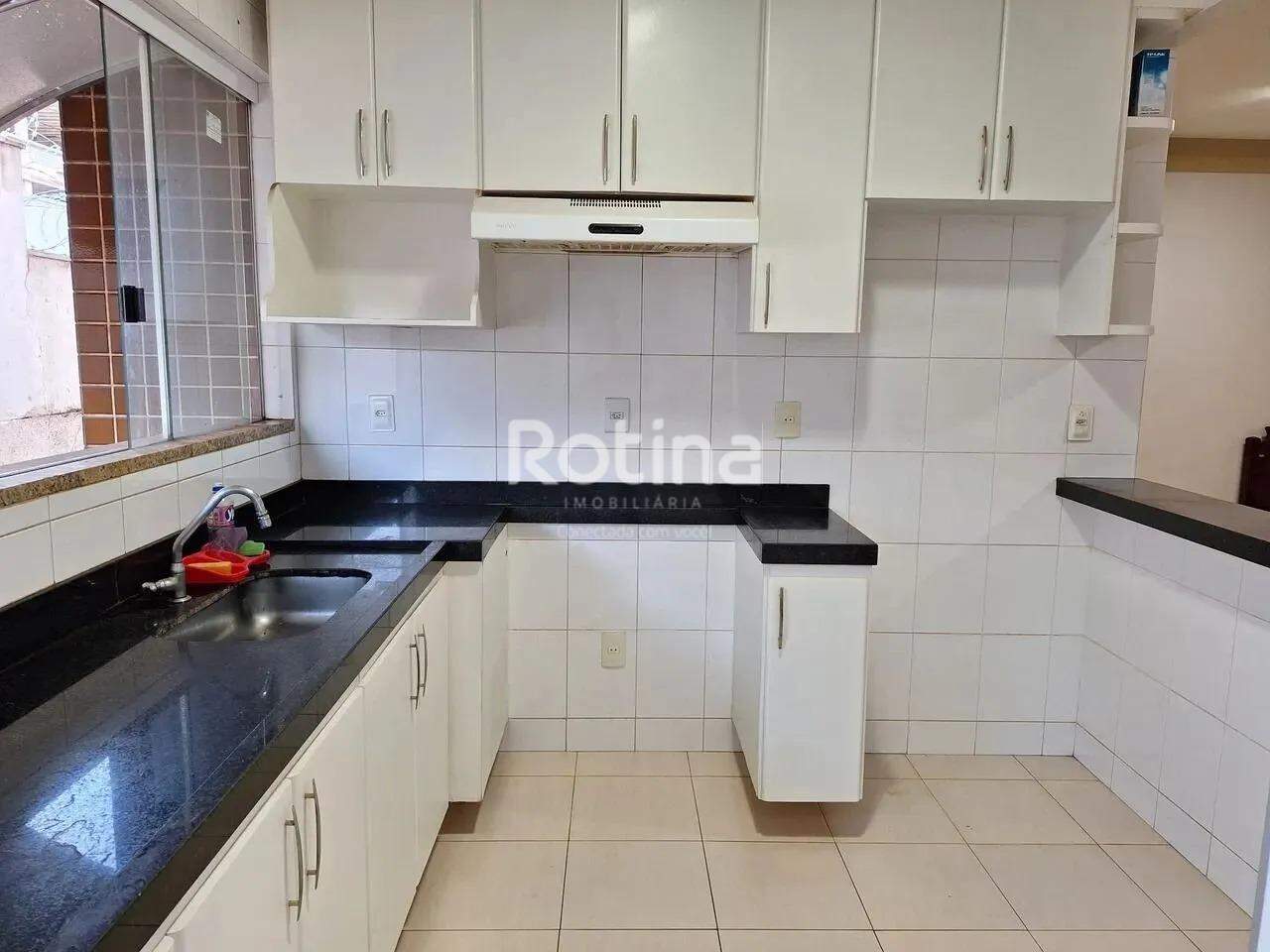 Apartamento para alugar, 3 quartos em Uberlândia no bairro Saraiva no valor de R$ 2.150,00 - Rotina Imobiliária: 