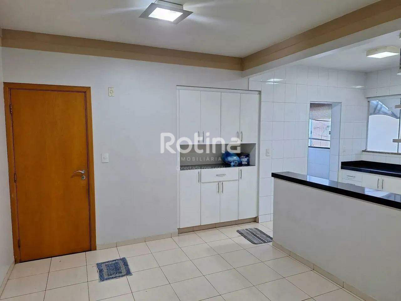 Apartamento para alugar, 3 quartos em Uberlândia no bairro Saraiva no valor de R$ 2.150,00 - Rotina Imobiliária: 