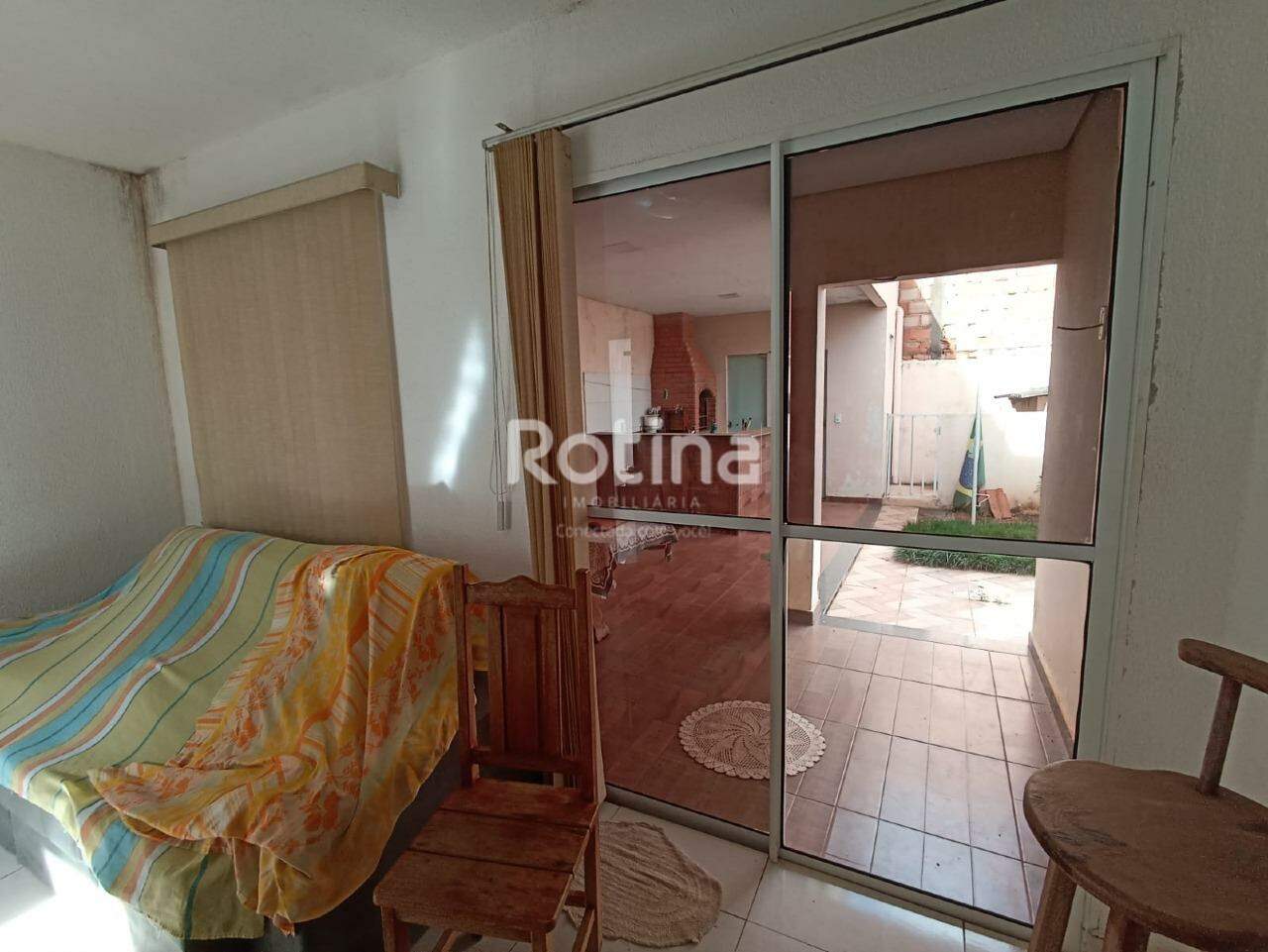 Casa Condomínio Fechado à venda, 2 quartos em Uberlândia no bairro Aclimação no valor de R$ 450.000,00 - Rotina Imobiliária: 