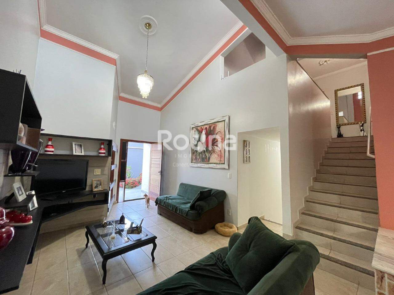Casa para alugar, 3 quartos em Uberlândia no bairro Jardim Colina no valor de R$ 5.500,00 - Rotina Imobiliária: 