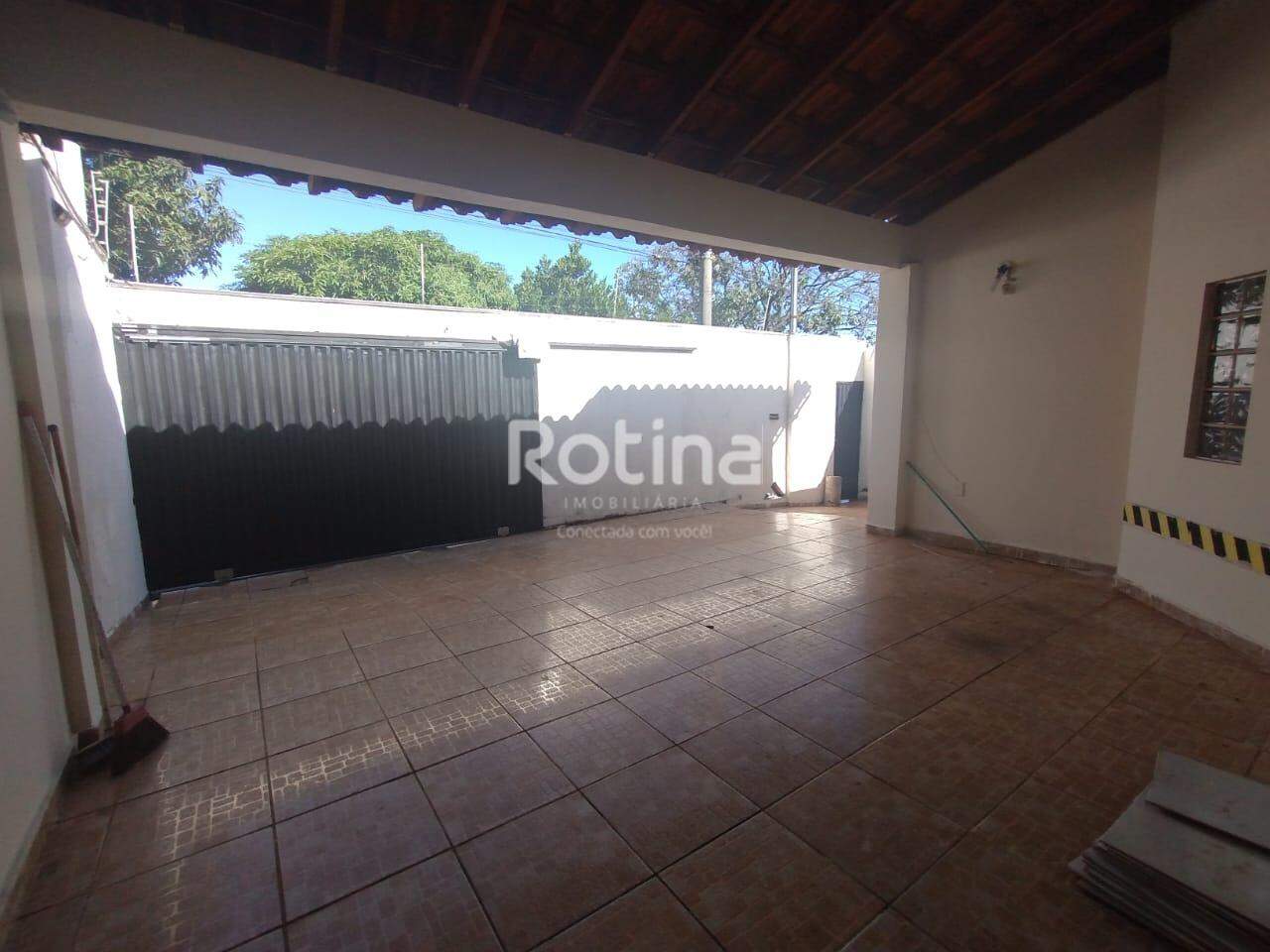 Apartamento para alugar, 3 quartos em Uberlândia no bairro Presidente Roosevelt no valor de R$ 2.800,00 - Rotina Imobiliária: 
