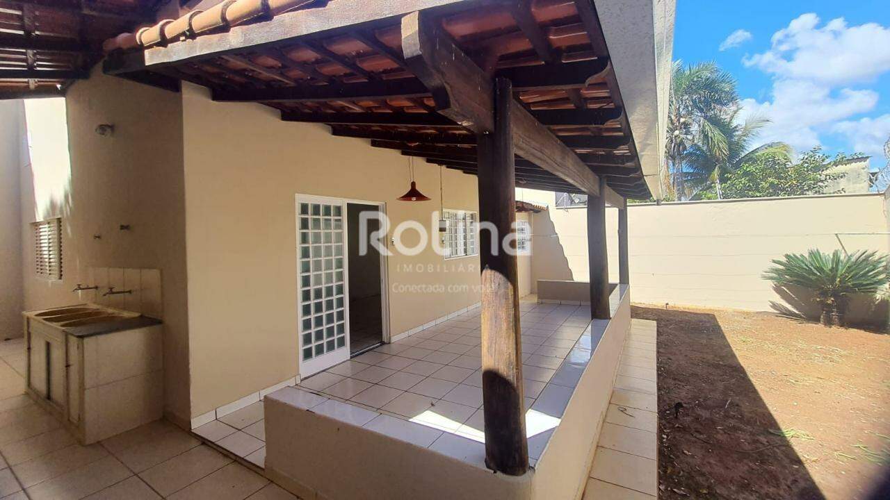 Casa à venda, 3 quartos em Uberlândia no bairro Presidente Roosevelt no valor de R$ 650.000,00 - Rotina Imobiliária: 