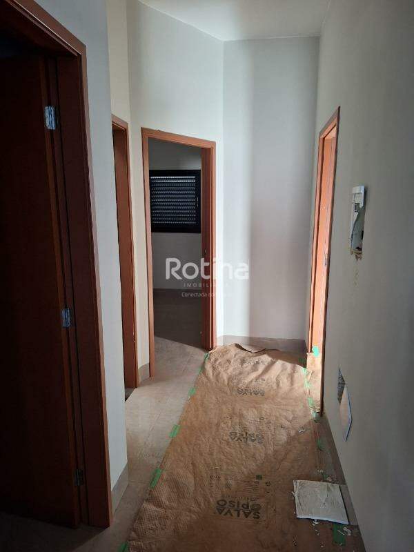 Casa à venda, 3 quartos em Uberlândia no bairro Segismundo Pereira no valor de R$ 480.000,00 - Rotina Imobiliária: 