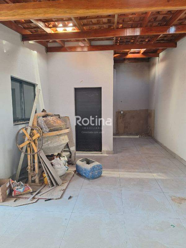 Casa à venda, 3 quartos em Uberlândia no bairro Segismundo Pereira no valor de R$ 550.000,00 - Rotina Imobiliária: 