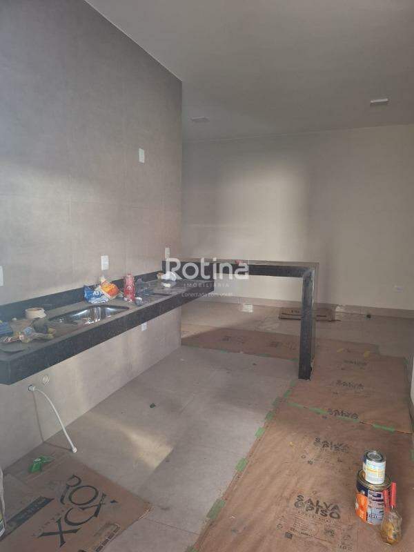 Casa à venda, 3 quartos em Uberlândia no bairro Segismundo Pereira no valor de R$ 550.000,00 - Rotina Imobiliária: 