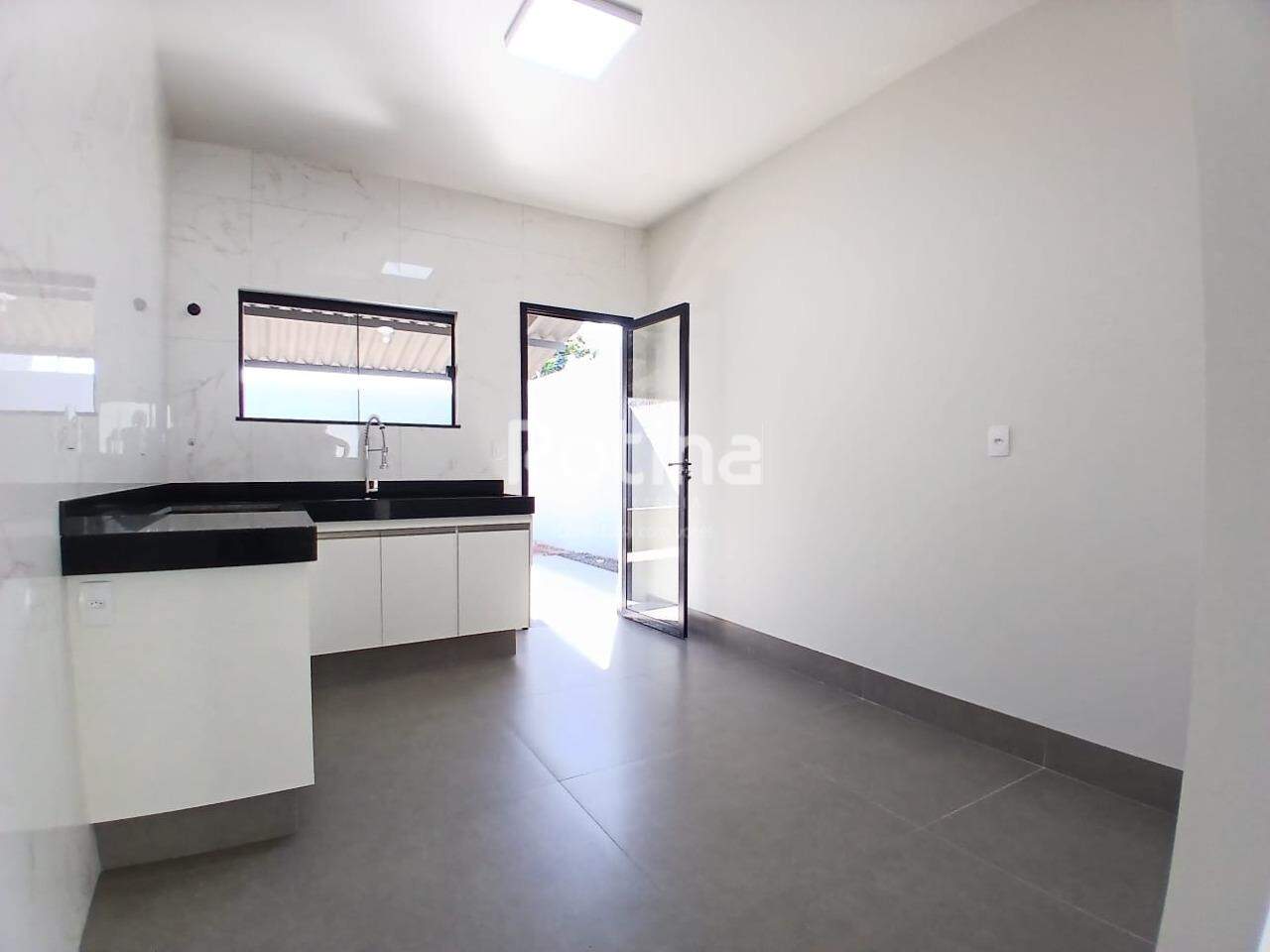Casa para alugar, 2 quartos em Uberlândia no bairro São Jorge no valor de R$ 2.500,00 - Rotina Imobiliária: 