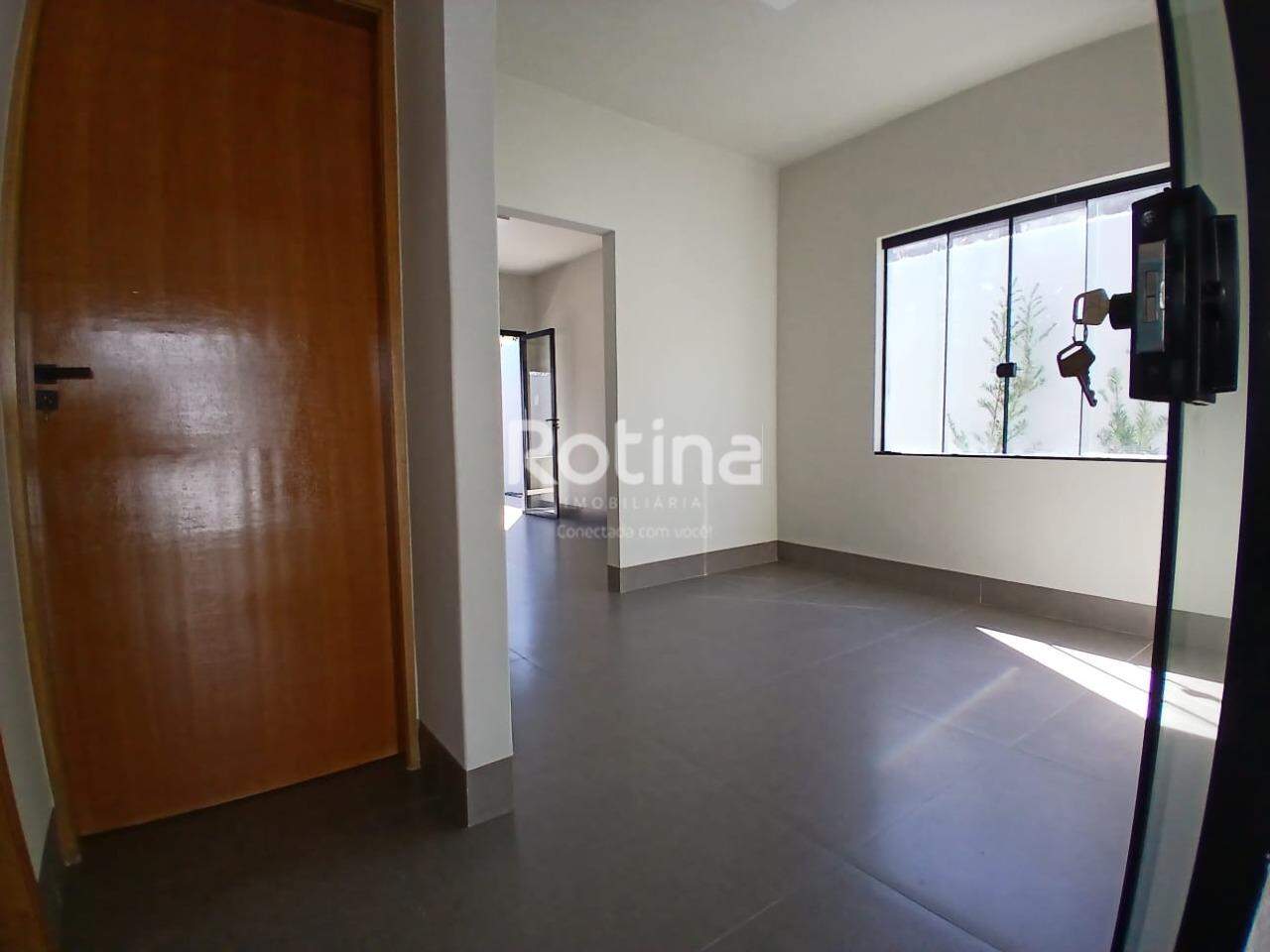 Casa para alugar, 2 quartos em Uberlândia no bairro São Jorge no valor de R$ 2.500,00 - Rotina Imobiliária: 
