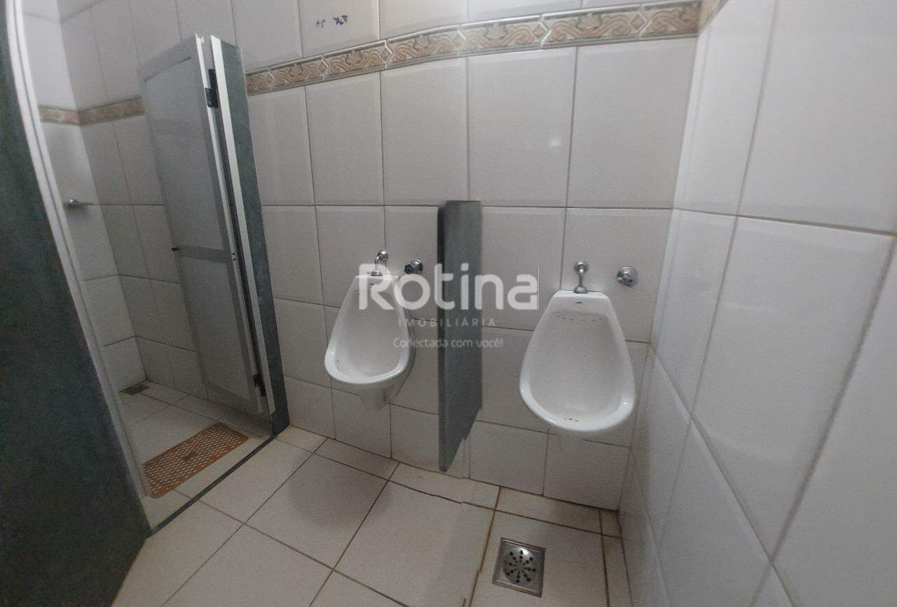 Galpão para alugar, em Uberlândia no bairro Presidente Roosevelt no valor de R$ 23.000,00 - Rotina Imobiliária: 