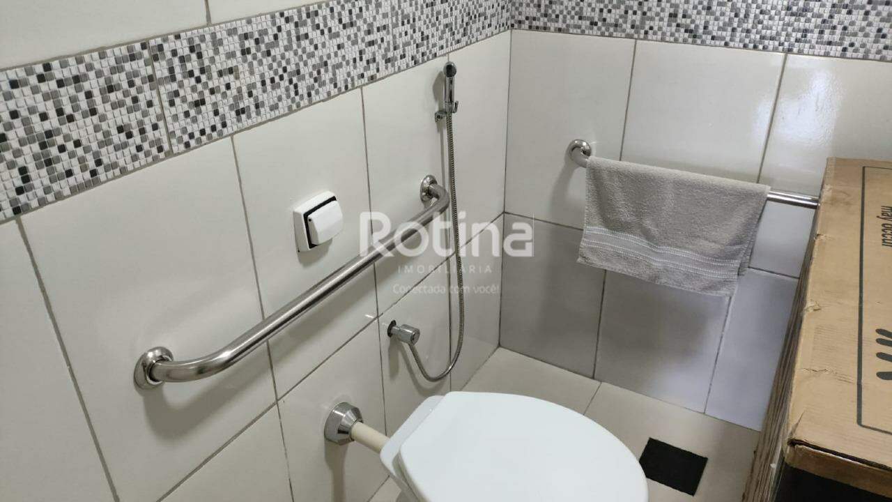 Sala para alugar, em Uberlândia no bairro Brasil no valor de R$ 3.500,00 - Rotina Imobiliária: 