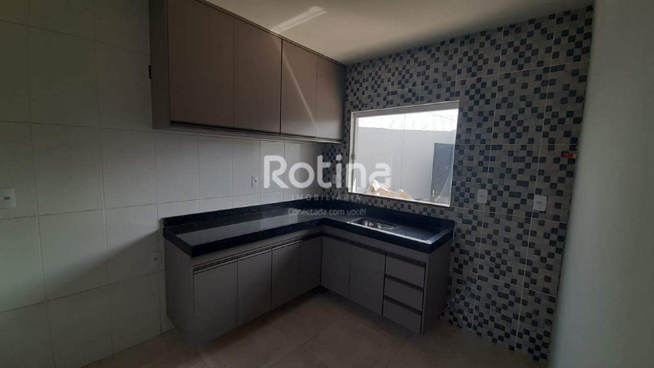 Casa para alugar, 2 quartos em Uberlândia no bairro Novo Mundo no valor de R$ 3.000,00 - Rotina Imobiliária: 