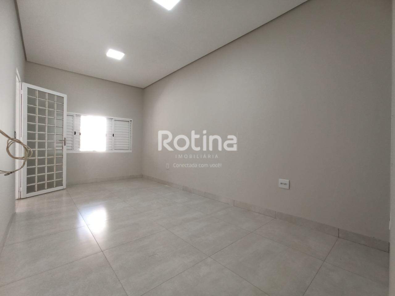 Casa para alugar, 3 quartos em Uberlândia no bairro Segismundo Pereira no valor de R$ 3.000,00 - Rotina Imobiliária: 
