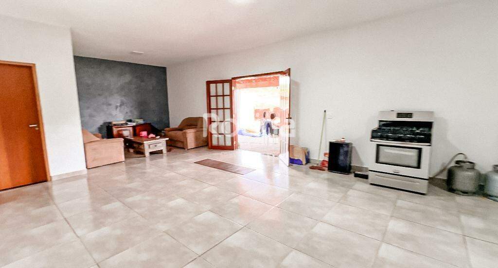 Chacara para alugar, 3 quartos em Uberlândia no bairro Represa de Miranda no valor de R$ 5.000,00 - Rotina Imobiliária: 