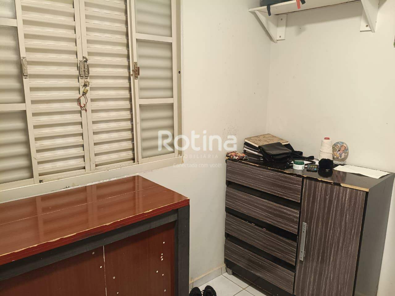 Casa à venda, 3 quartos em Uberlândia no bairro Jardim Holanda no valor de R$ 400.000,00 - Rotina Imobiliária: 
