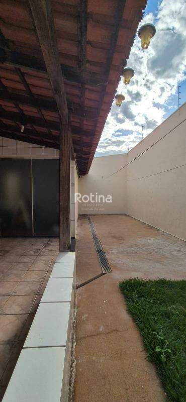 Casa à venda, 3 quartos em Uberlândia no bairro Alto Umuarama no valor de R$ 670.000,00 - Rotina Imobiliária: 