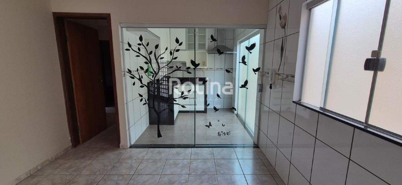 Casa à venda, 3 quartos em Uberlândia no bairro Alto Umuarama no valor de R$ 670.000,00 - Rotina Imobiliária: 