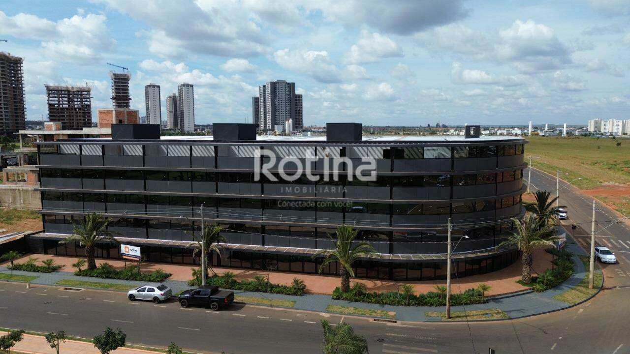 Comercial à venda, em Uberlândia no bairro Parque Una no valor de R$ 29.320.750,00 - Rotina Imobiliária: 