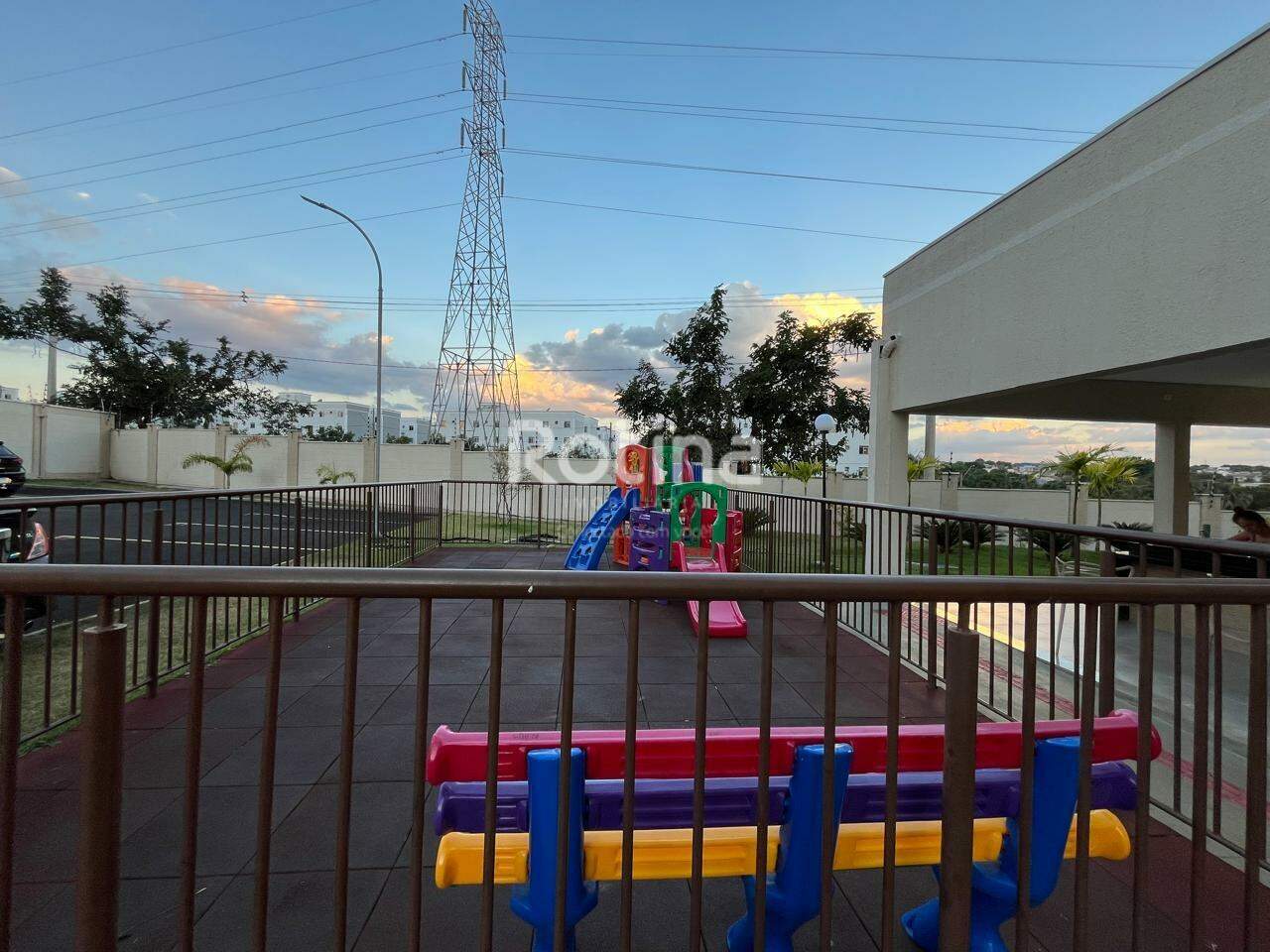 Apartamento à venda, 2 quartos em Uberlândia no bairro Jardim Karaíba no valor de R$ 220.000,00 - Rotina Imobiliária: 