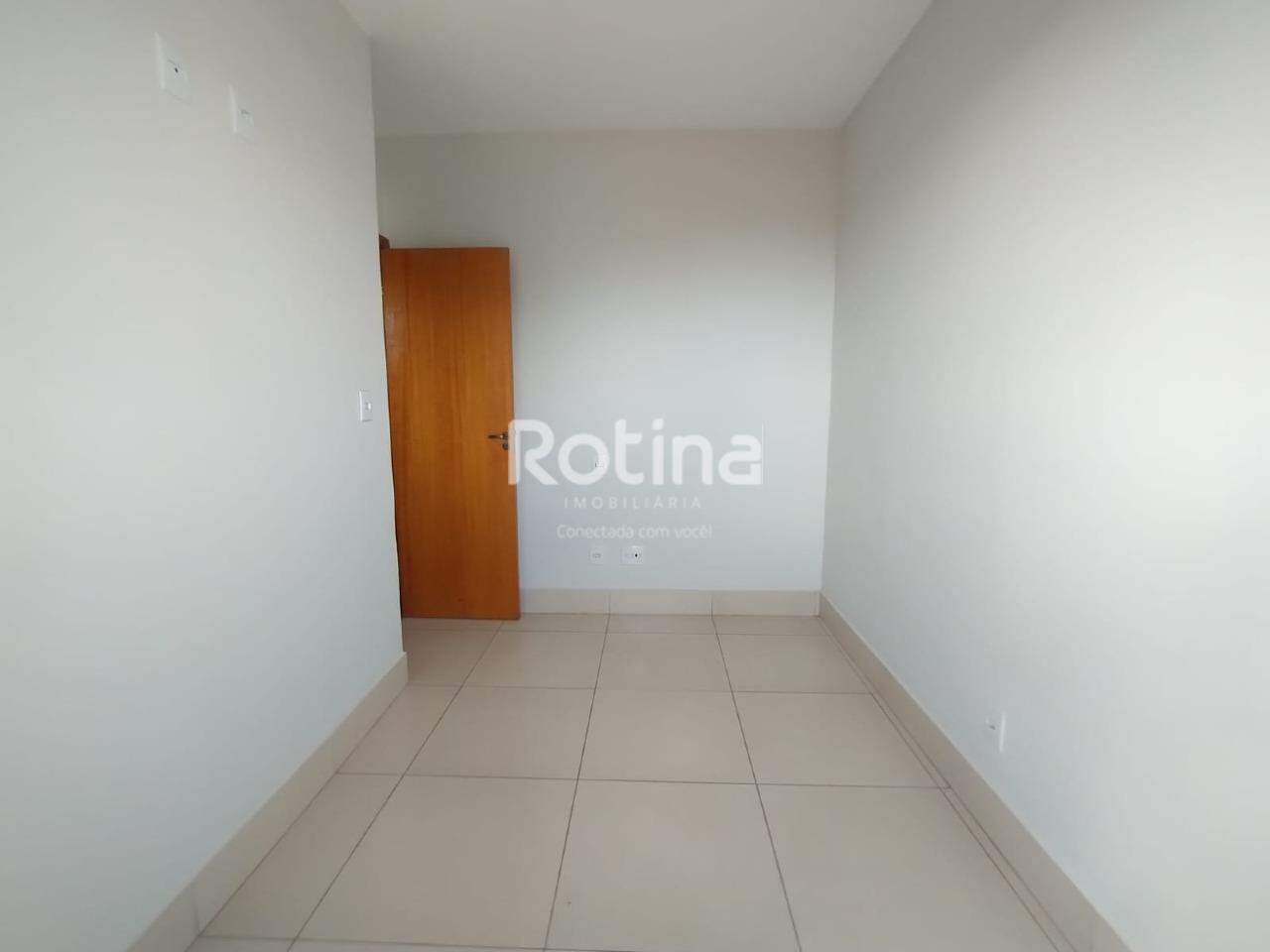 Apartamento para alugar, 2 quartos em Uberlândia no bairro Segismundo Pereira no valor de R$ 1.800,00 - Rotina Imobiliária: 