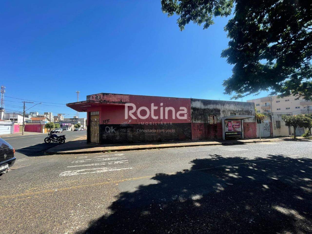 Terreno à venda, em Uberlândia no bairro Santa Mônica no valor de R$ 650.000,00 - Rotina Imobiliária: 