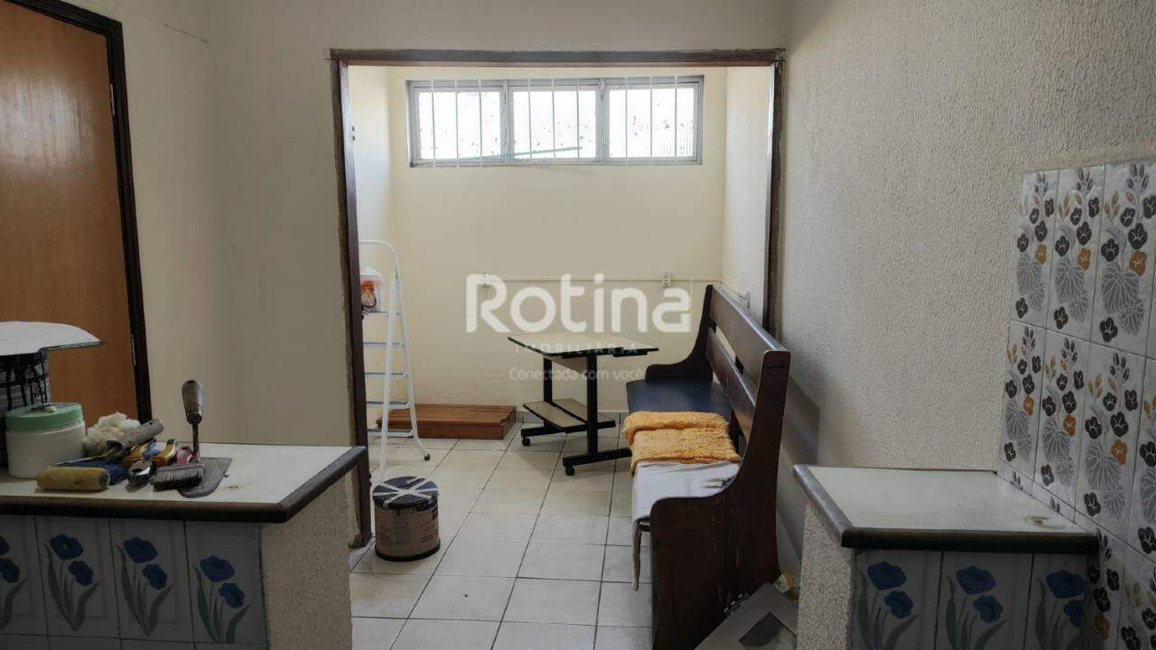 Galpão para alugar, em Uberlândia no bairro Presidente Roosevelt no valor de R$ 7.500,00 - Rotina Imobiliária: 