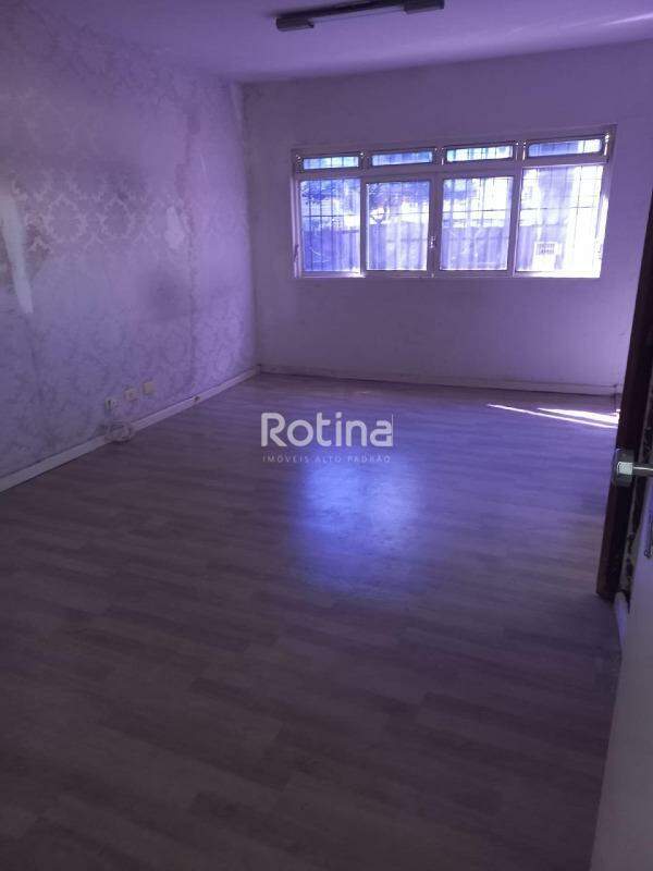 Casa Comercial à venda, em Uberlândia no bairro Martins no valor de R$ 1.000.000,00 - Rotina Imobiliária: 