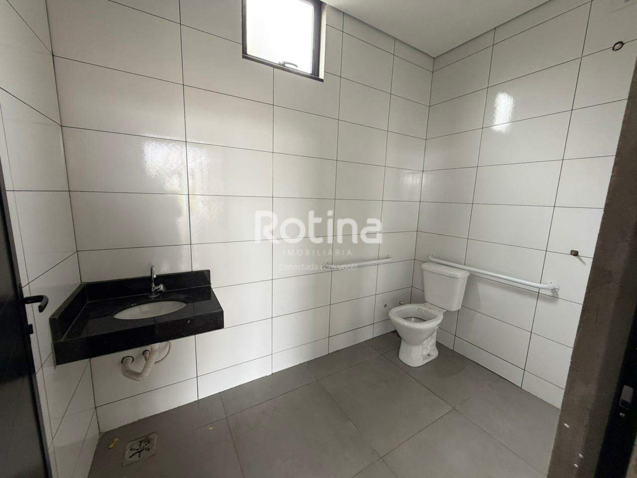 Galpão à venda, em Uberlândia no bairro Novo Mundo no valor de R$ 1.800.000,00 - Rotina Imobiliária: 