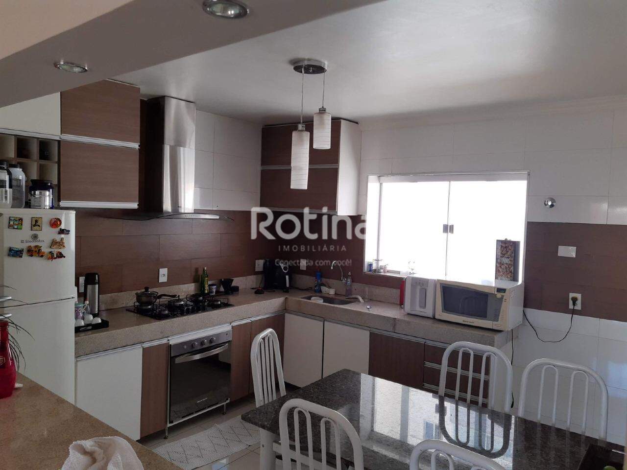 Apartamento à venda, 3 quartos em Uberlândia no bairro Santa Maria no valor de R$ 390.000,00 - Rotina Imobiliária: 