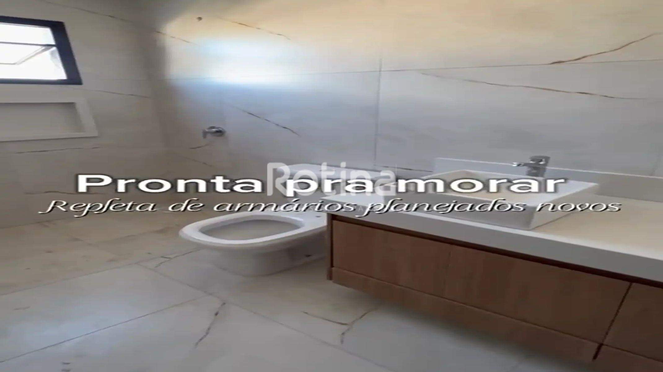 Apartamento à venda, 3 até 3 quartos em Uberlândia no bairro Santa Mônica no valor de R$ R$ 880.000,00 até R$ 880.000,00 - Rotina Imobiliária: Banheiro