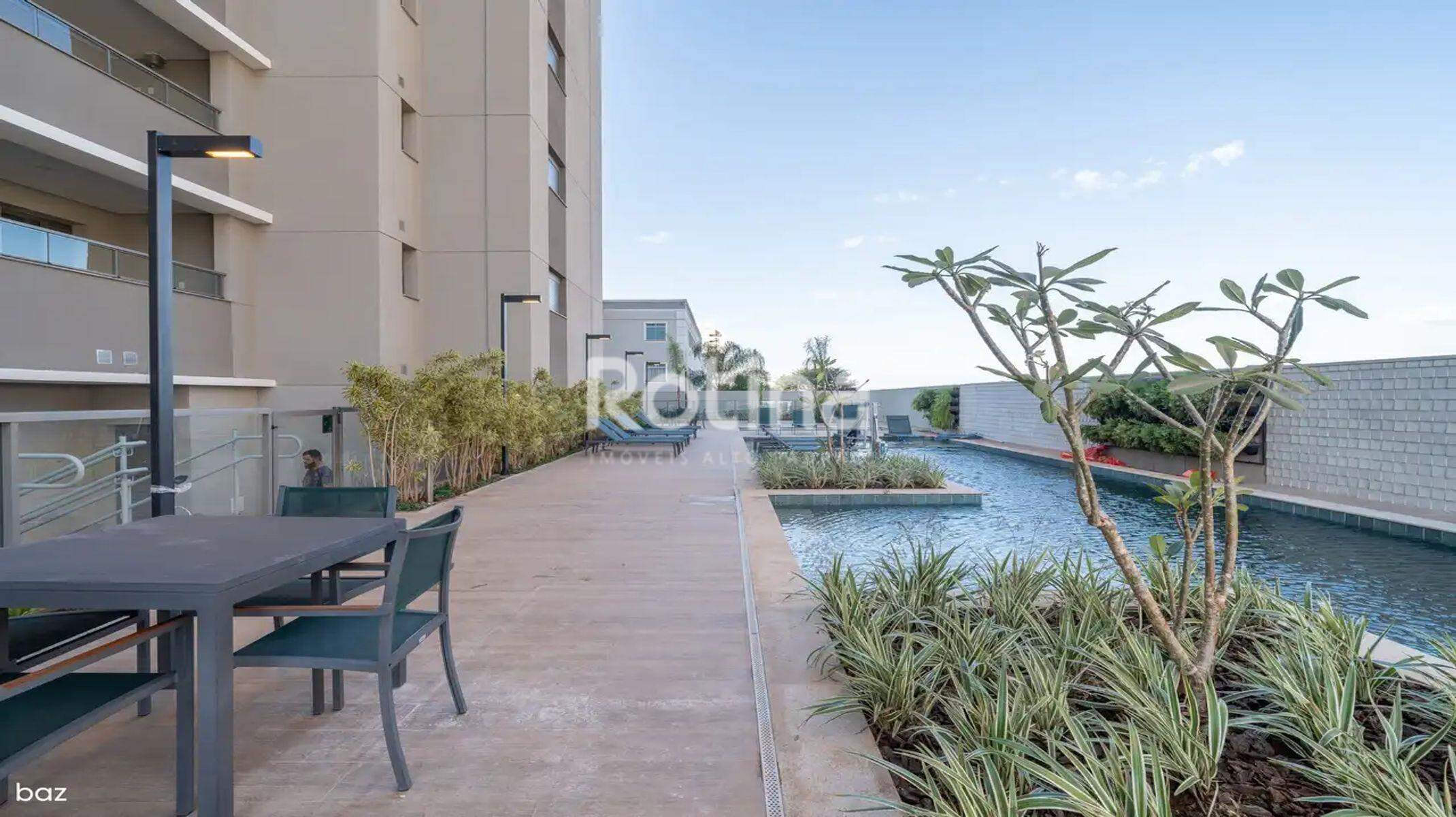 Apartamento à venda, 3 até 3 quartos em Uberlândia no bairro Gávea no valor de R$ R$ 886.994,00 até R$ 886.994,00 - Rotina Imobiliária: Piscina com raia e deck