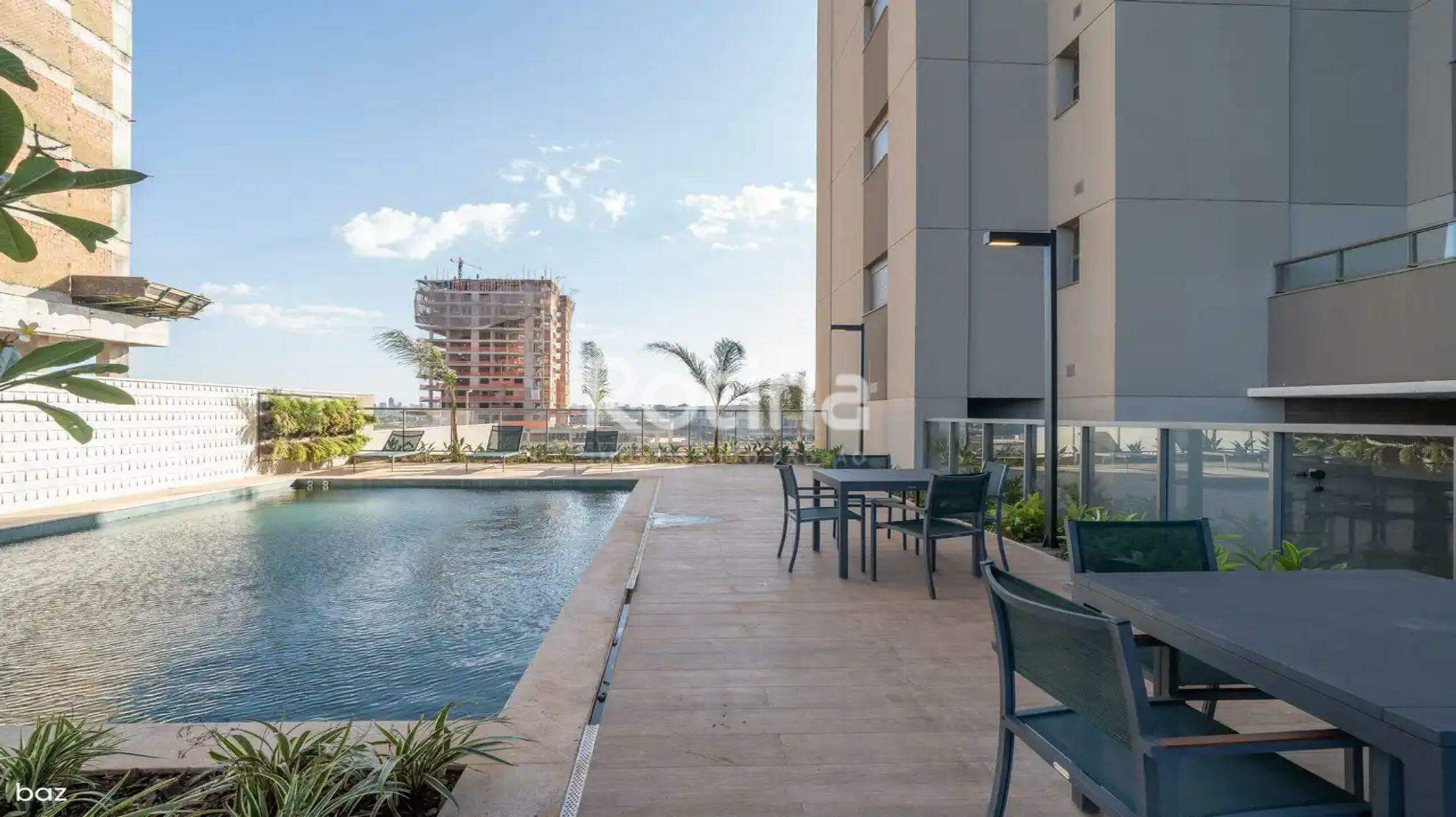 Apartamento à venda, 3 até 3 quartos em Uberlândia no bairro Gávea no valor de R$ R$ 886.994,00 até R$ 886.994,00 - Rotina Imobiliária: Piscina com raia e deck